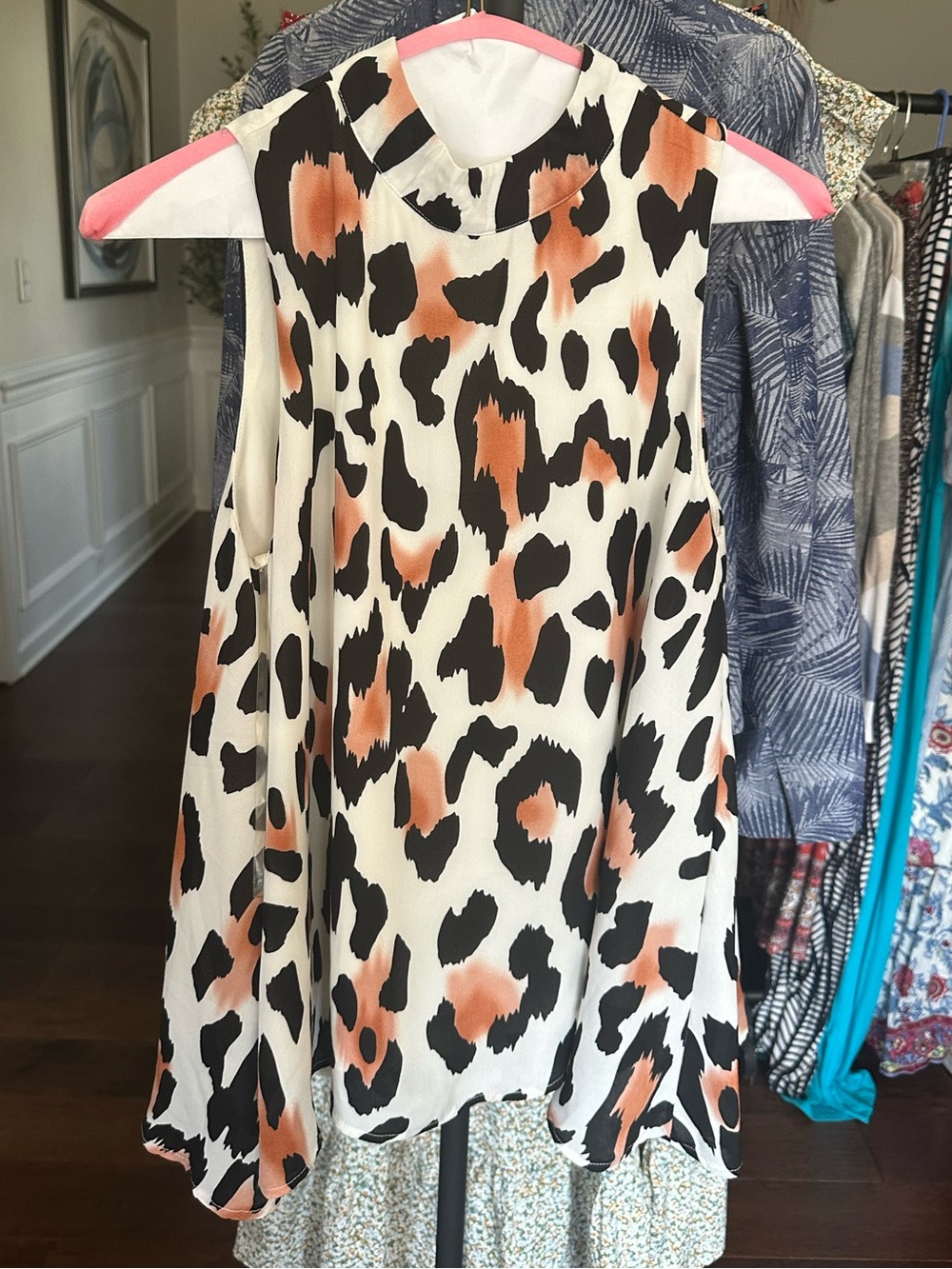 Peach Love Animal Print Sleeveless Blouse – Size Small